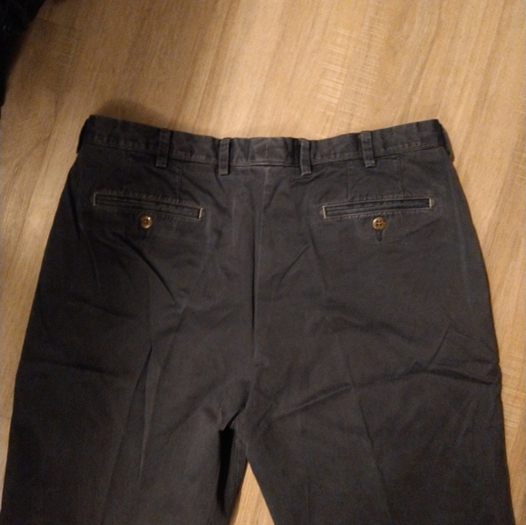 Johnston and Murphy size 38 W 32 L. Very good condition. - Picture 3 of 8